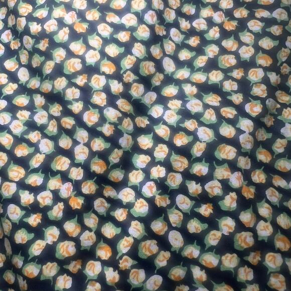 Buru Mod Top Size M Yellow Roses Floral Sleeveless Gold Buttons Mock Neck NWT - Picture 13 of 14